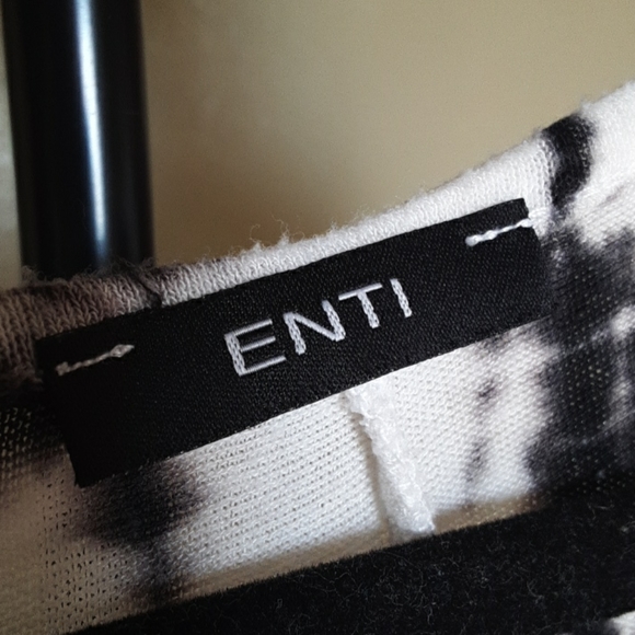 ENTI Long Sleeve - Picture 1 of 2